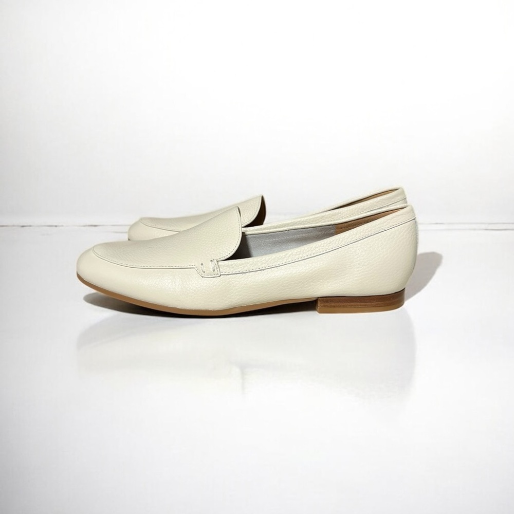 🌻NEW Marc Fisher Ivory Leather Docida Loafers | Women's Size 10